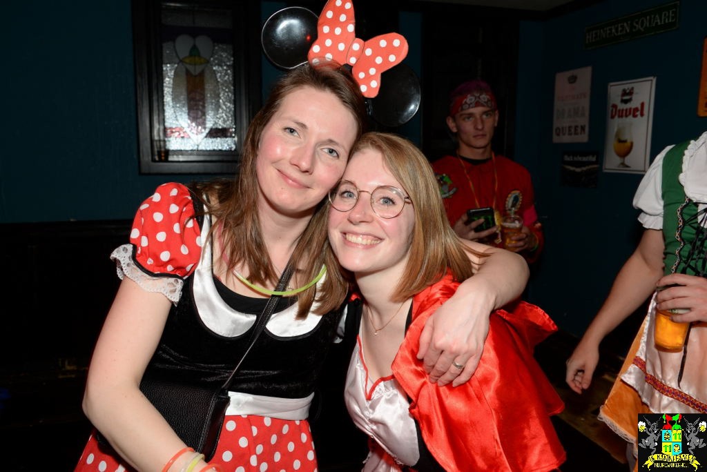 ../Images/Carnavals maandagavond in VdG 174.jpg